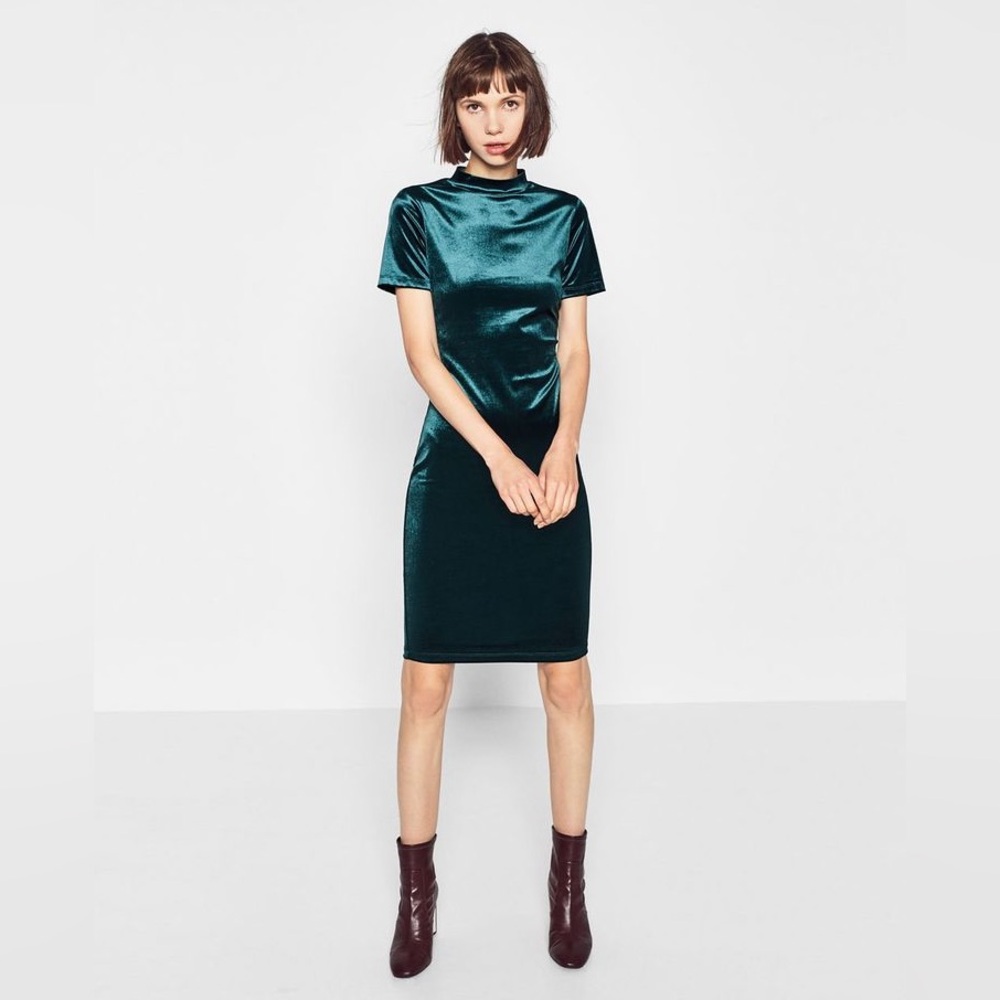 Zara Trafaluc velvet green dress